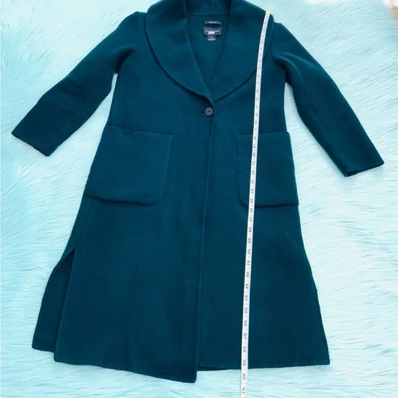 Club Monaco Green Trench Coat with Classic Lapel - Picture 4 of 8